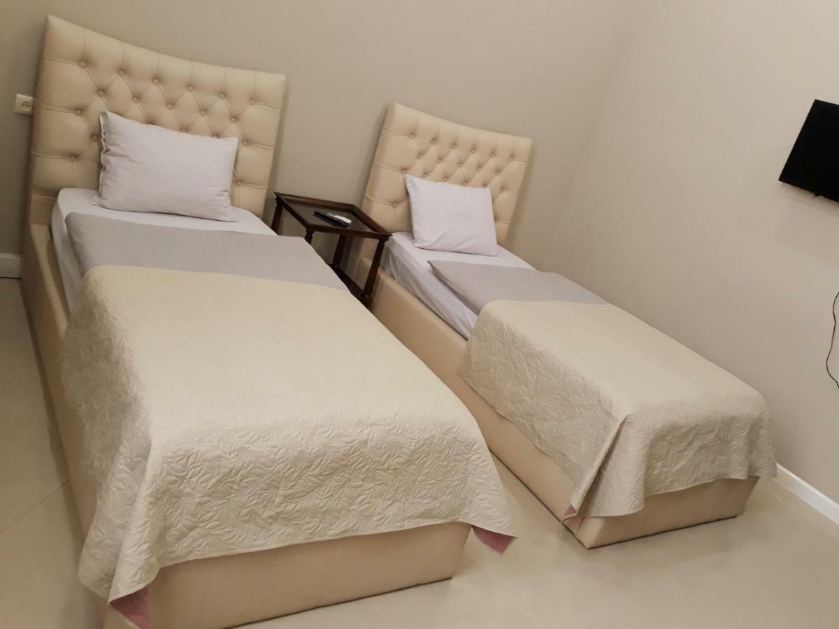 River S Hotel Зугдиди Екстериор снимка